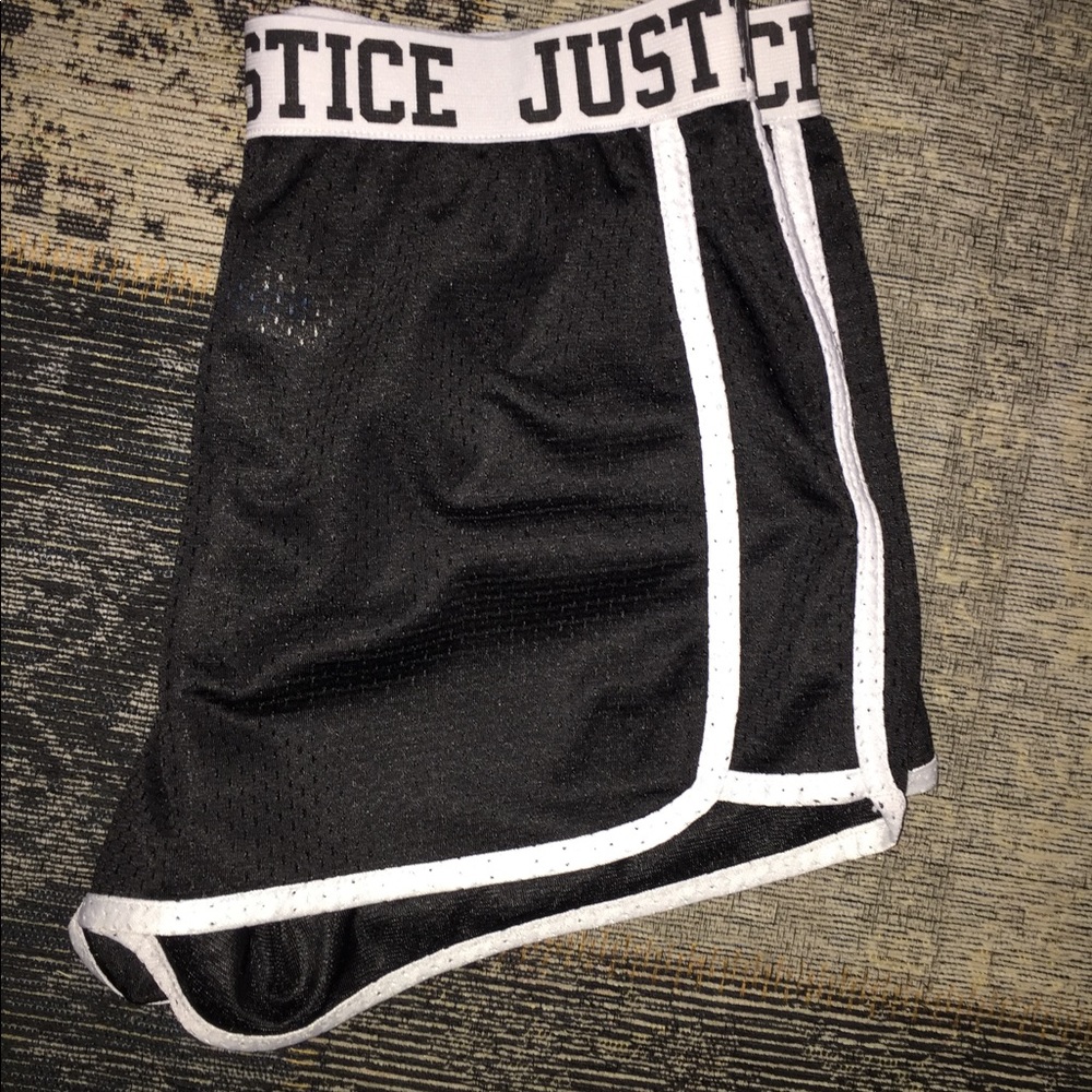 SPORT SHORTS - Picture 2 of 10